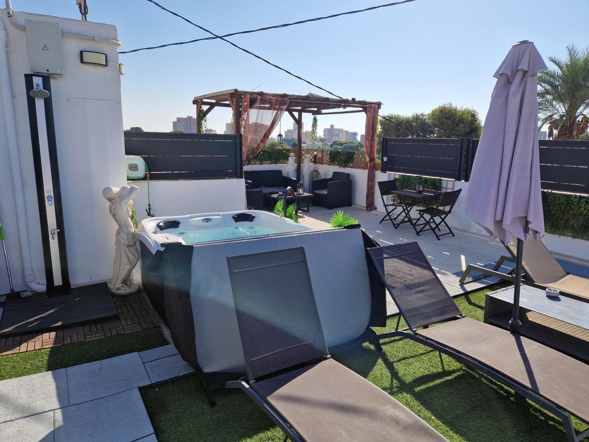 Lovely Beach House With Terrace San Juan Alicante 엘 캄펠로 외부 사진